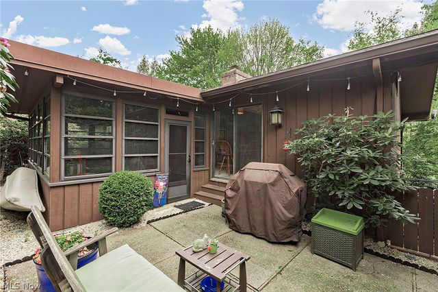 1936 Hemlock Drive, Kent, OH 44240