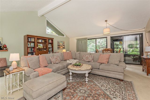 1936 Hemlock Drive, Kent, OH 44240