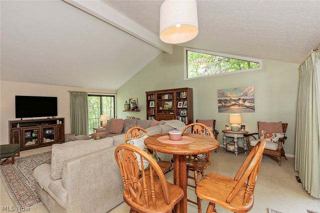 1936 Hemlock Drive, Kent, OH 44240