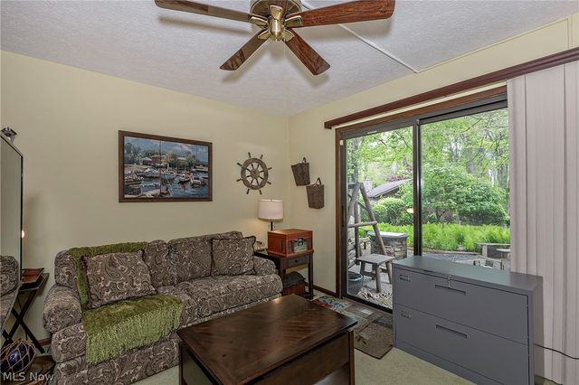 1936 Hemlock Drive, Kent, OH 44240