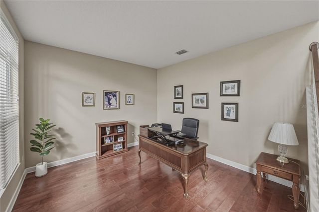 5104 WHISPERING LEAF TRAIL, Valrico, FL 33596