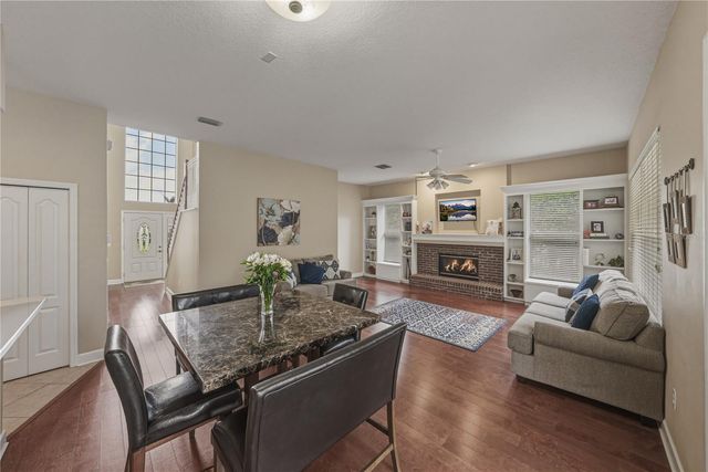 5104 WHISPERING LEAF TRAIL, Valrico, FL 33596