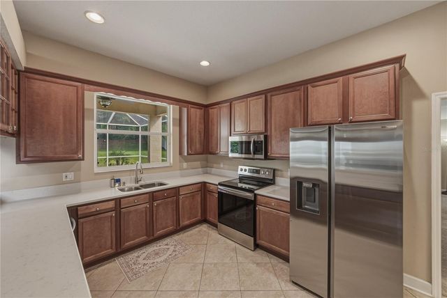 5104 WHISPERING LEAF TRAIL, Valrico, FL 33596