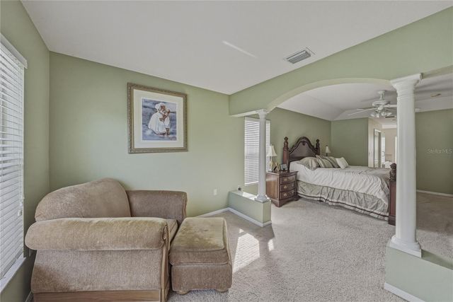 5104 WHISPERING LEAF TRAIL, Valrico, FL 33596