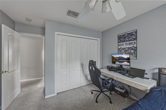 5104 WHISPERING LEAF TRAIL, Valrico, FL 33596