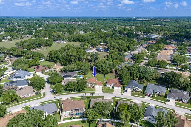 5104 WHISPERING LEAF TRAIL, Valrico, FL 33596