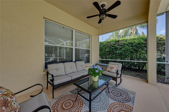 5104 WHISPERING LEAF TRAIL, Valrico, FL 33596