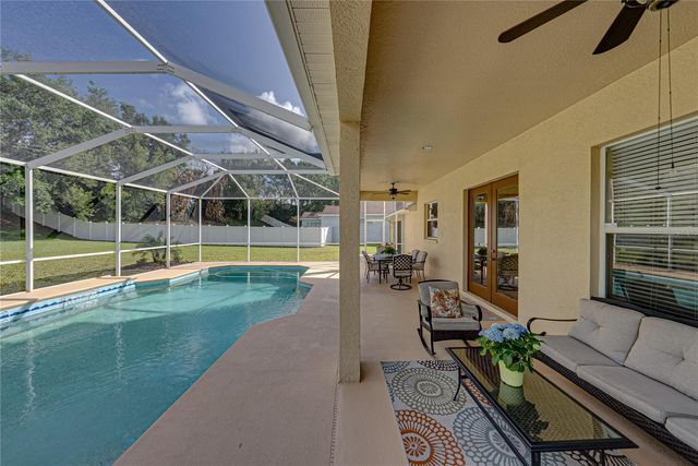 5104 WHISPERING LEAF TRAIL, Valrico, FL 33596