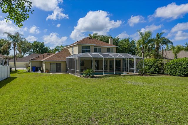 5104 WHISPERING LEAF TRAIL, Valrico, FL 33596