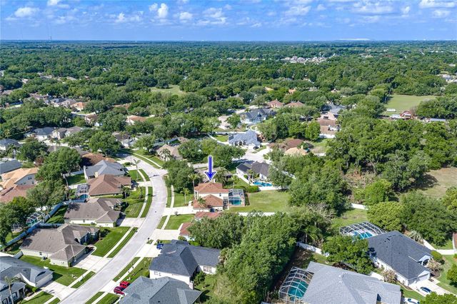 5104 WHISPERING LEAF TRAIL, Valrico, FL 33596