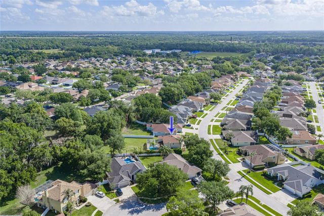 5104 WHISPERING LEAF TRAIL, Valrico, FL 33596