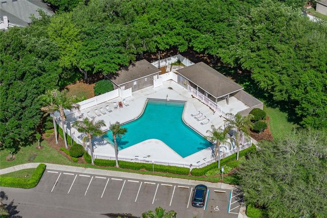 5104 WHISPERING LEAF TRAIL, Valrico, FL 33596