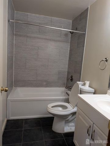 1714 Raspberry Court, Edison, NJ 08817