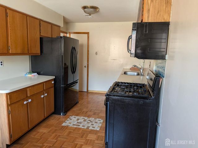 1714 Raspberry Court, Edison, NJ 08817