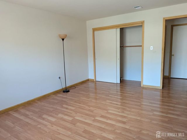1714 Raspberry Court, Edison, NJ 08817