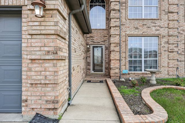 2708 White Rock Drive, Fort Worth, TX 76131