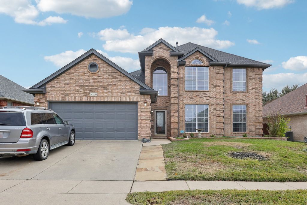 2708 White Rock Drive, Fort Worth, TX 76131