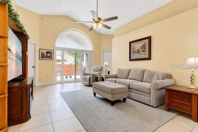 78 KNIGHTS HOLLOW DRIVE, Apopka, FL 32712