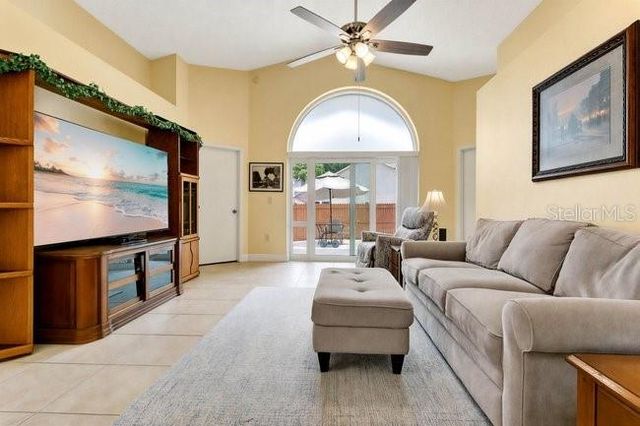 78 KNIGHTS HOLLOW DRIVE, Apopka, FL 32712