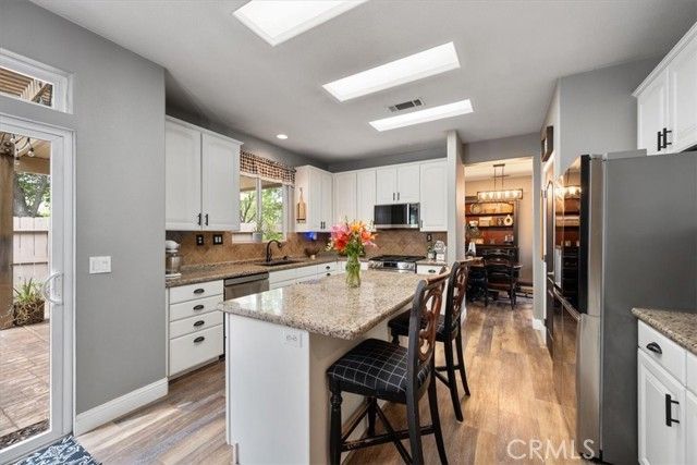 749 Jersey Court, Paso Robles, CA 93446