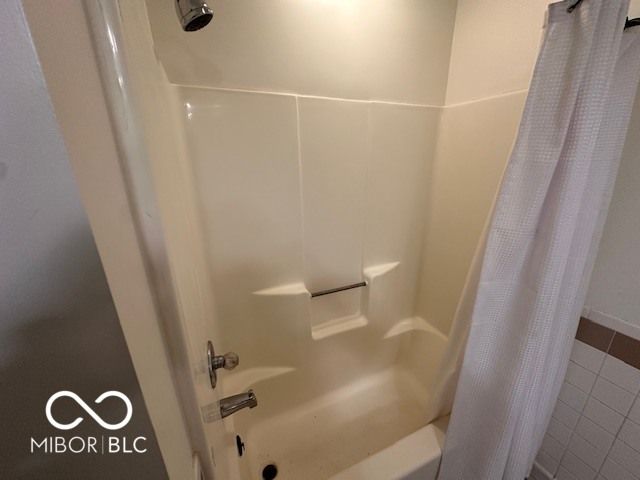 1524 E 83rd Street, Indianapolis, IN 46240