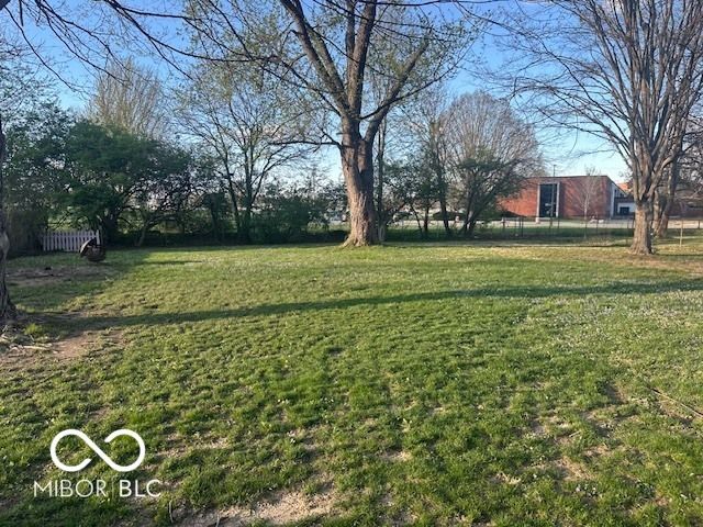 1524 E 83rd Street, Indianapolis, IN 46240