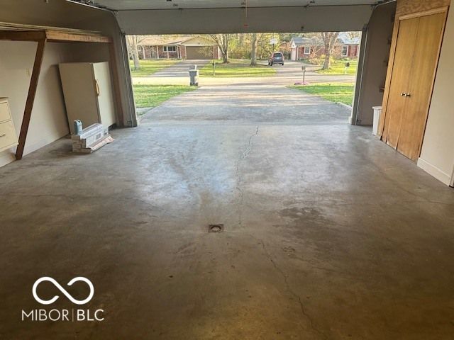 1524 E 83rd Street, Indianapolis, IN 46240