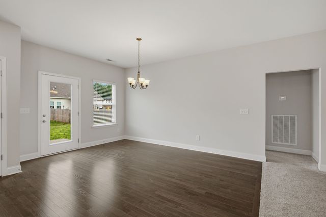 352 Telavera Dr, White House, TN 37188