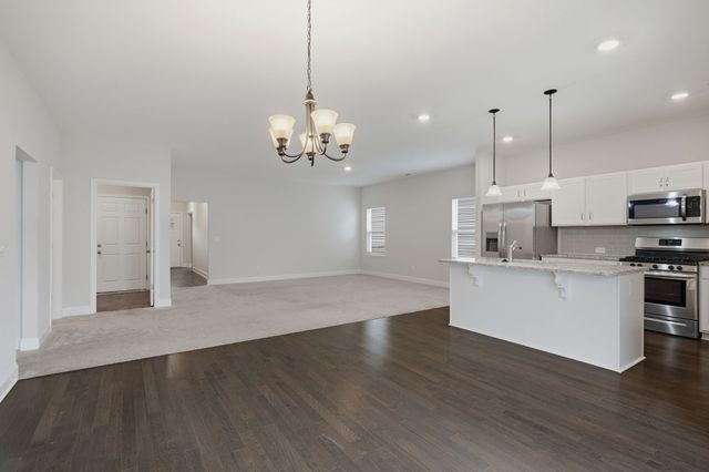 352 Telavera Dr, White House, TN 37188