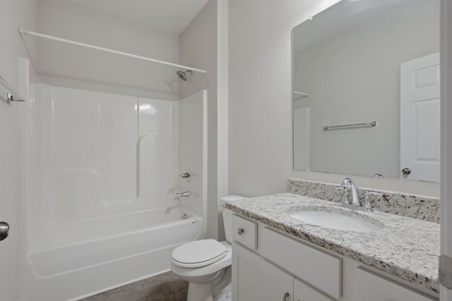 352 Telavera Dr, White House, TN 37188