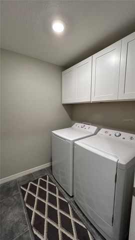 9475 OAKLEAF HAMMOCK PLACE, Seffner, FL 33584