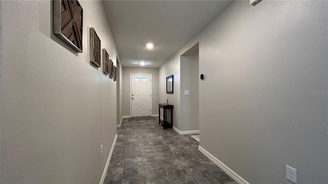 9475 OAKLEAF HAMMOCK PLACE, Seffner, FL 33584