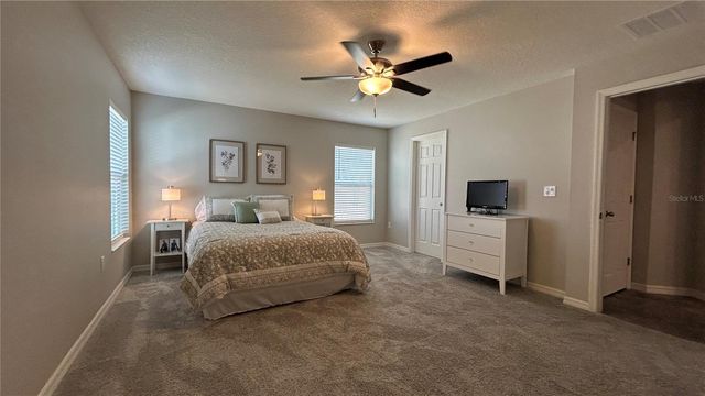 9475 OAKLEAF HAMMOCK PLACE, Seffner, FL 33584