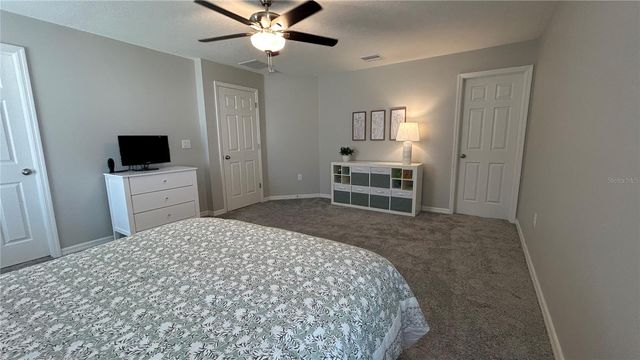 9475 OAKLEAF HAMMOCK PLACE, Seffner, FL 33584