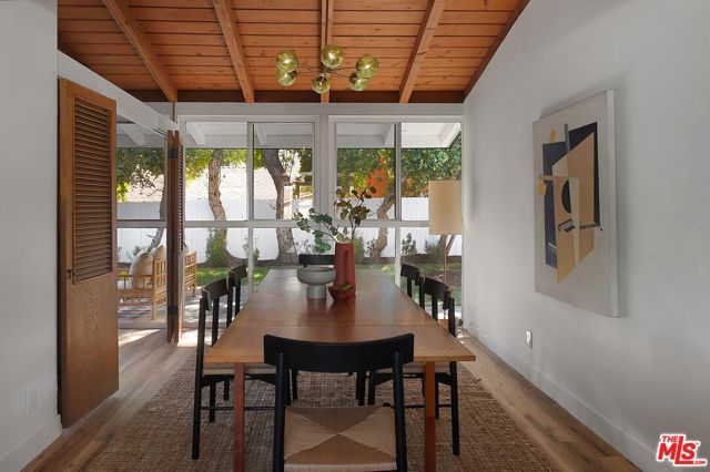 20330 Bryant Street, Winnetka (los Angeles), CA 91306