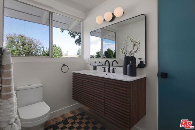 20330 Bryant Street, Winnetka (los Angeles), CA 91306