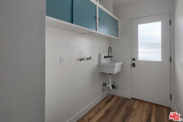 20330 Bryant Street, Winnetka (los Angeles), CA 91306