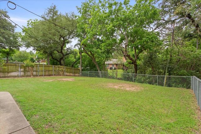 708 Wedgewood Drive, Woodway, TX 76712