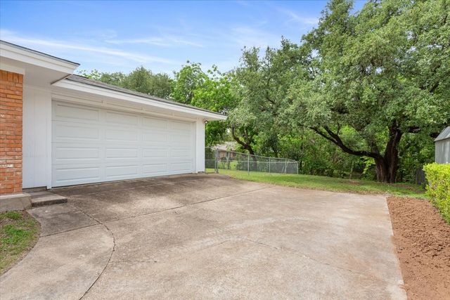 708 Wedgewood Drive, Woodway, TX 76712