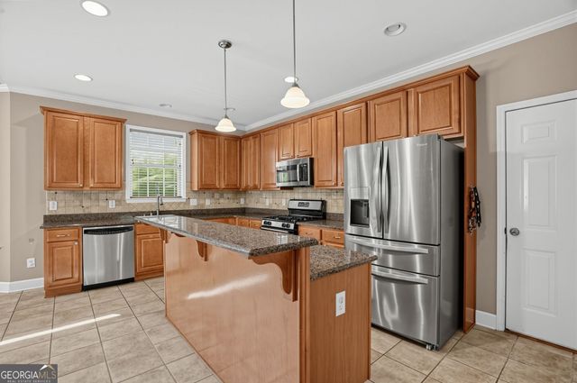 25 Barbara Court, Fayetteville, GA 30215
