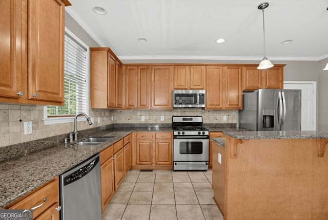 25 Barbara Court, Fayetteville, GA 30215