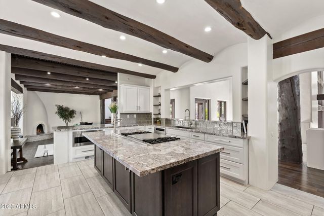 6825 E PINNACLE VISTA Drive, Scottsdale, AZ 85266