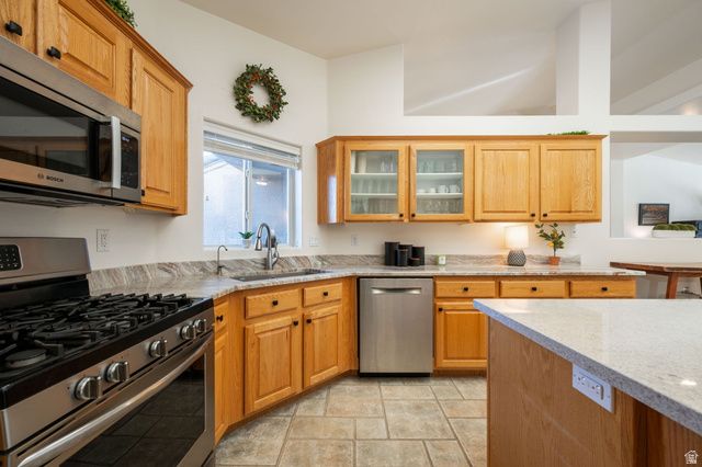 2261 W 1050 N, Hurricane, UT 84737