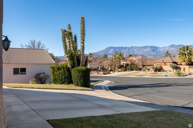 2261 W 1050 N, Hurricane, UT 84737