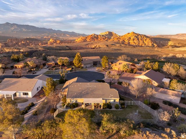 2261 W 1050 N, Hurricane, UT 84737