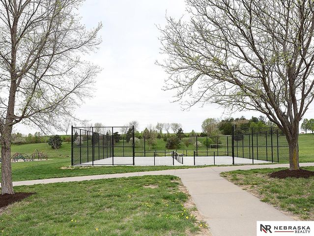 11214 Hanover Street, Omaha, NE 68142