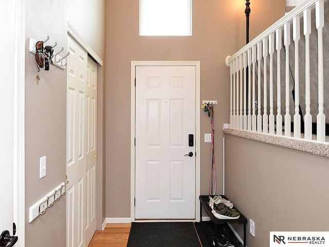 11214 Hanover Street, Omaha, NE 68142