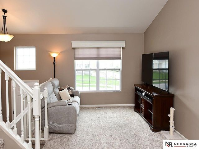 11214 Hanover Street, Omaha, NE 68142