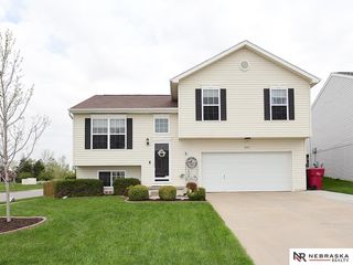 11214 Hanover Street, Omaha, NE 68142