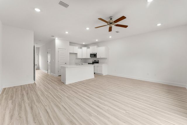 106 Hawk Street, Santa Rosa Beach, FL 32459
